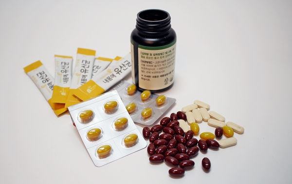 자신에게 맞는 프로바이오틱스 제품을 올바르게 선택하려면 △기능성 및 종류 △섭취 대상 △섭취방법 △섭취 시 주의사항 등을 제대로 아는 것이 중요하다. 사진=식품저널DB<br>