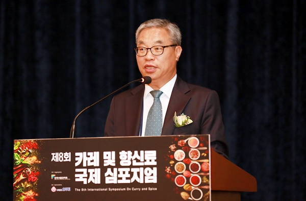 개회사를 하고 있는 장판식 한국식품과학회장