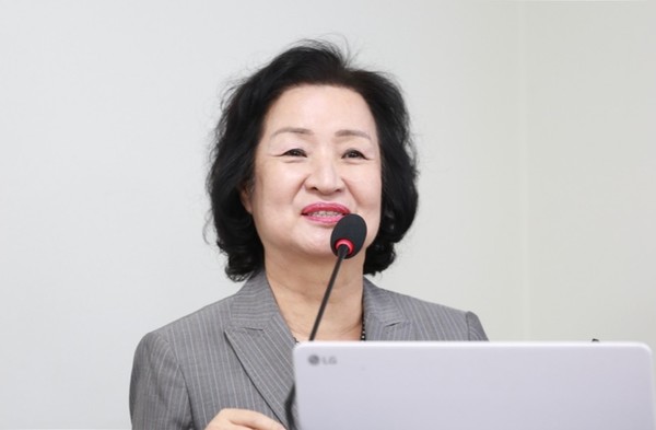정혜경 호서대 토토사이트영양학과 명예교수<br>