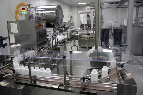 식약처에 따르면, 식품제조가공업체에서 품목제조보고 한 제품의 경우 실제 생산 전 테스트용을 제조하는 때에도 타 업체 등에 유통ㆍ판매(무료 제공 포함)한 경우에는 자가품질검사 대상에 해당한다. 사진=식품저널DB