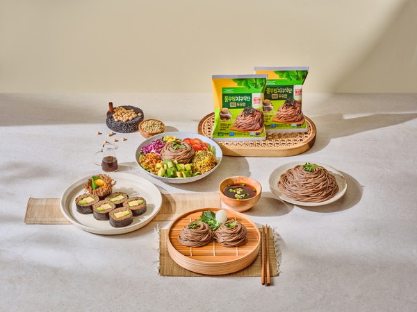 글로벌 트렌드 리서치 기업 민텔이 선정하는 ‘2026 민텔 최고 혁신상(Mintel’s Most Innovative)’ 식음료 부문 최종 우승작에 이름을 올린 풀무원의&nbsp; ‘메밀두유면’. 사진=풀무원<br>