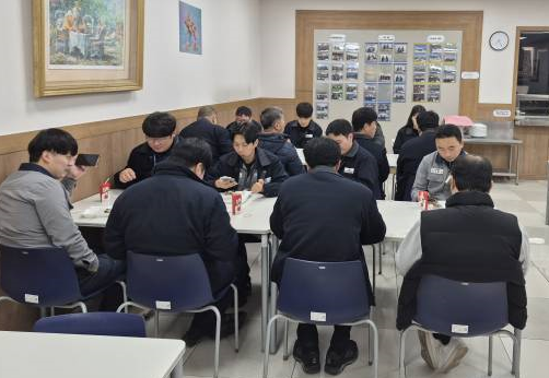 산단 근로자 천원의 아침밥 제공 현장. 사진=농식품부<br>