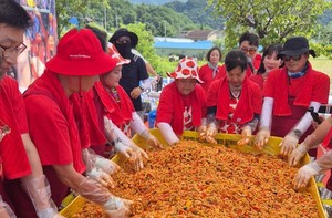 ‘화천 토마토축제’로 간 오뚜기 토마토 케챂