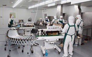 "기계 대체 어려운 식품제조업...구인난 해법은 '양질의 일자리' 창출" - 뉴스 썸네일 이미지